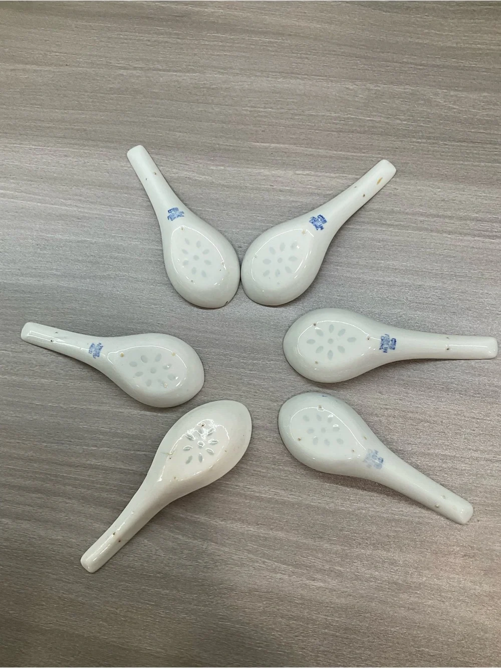 LOT OF 6 VINTAGE JINGDEZHEN CHINESE RICE EYE DRAGON 5” SOUP SPOONS BLUE WHITE